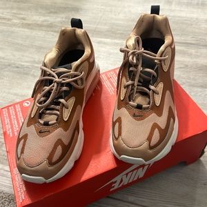 Nike Air Max 200 red bronze